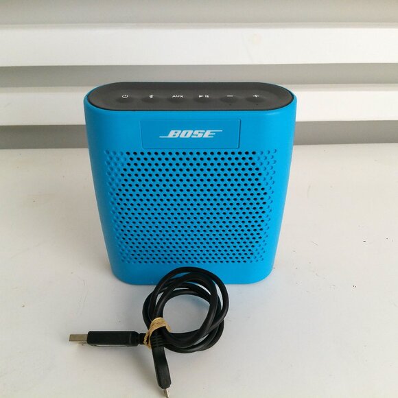 BOSE SoundLink Color Bluetooth Portable Speaker BLUE - Picture 8 of 9